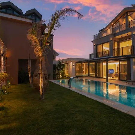 Villa Luxury And Special Design In Hisaroenue Center -villa Bling Premium Fethiye